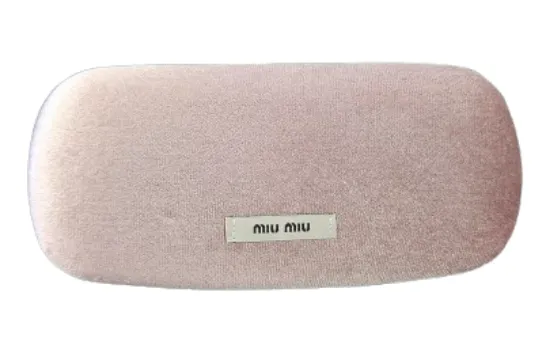 נרתיק למשקפיים מיו מיו MIU MIU